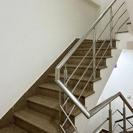 Aamantran Residency Hotel, Sohna Road, Sector 49, Gurugram Gurgáon Kültér fotó