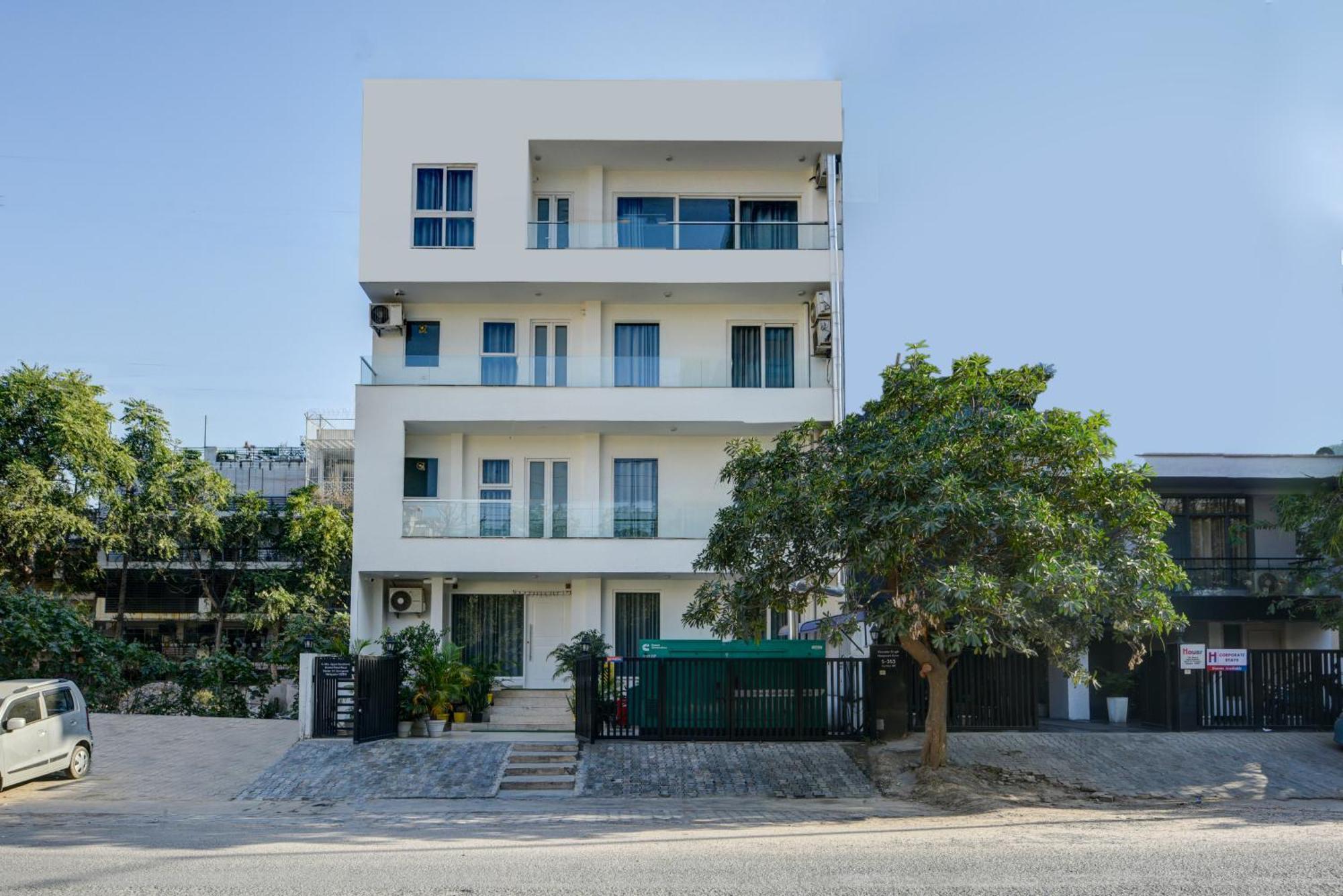 Aamantran Residency Hotel, Sohna Road, Sector 49, Gurugram Gurgáon Kültér fotó